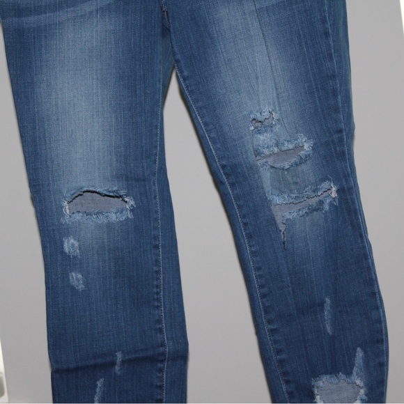 Cello Destroyed Ankle Cutout Skinny Cropped Jeans - Picture 6 of 16